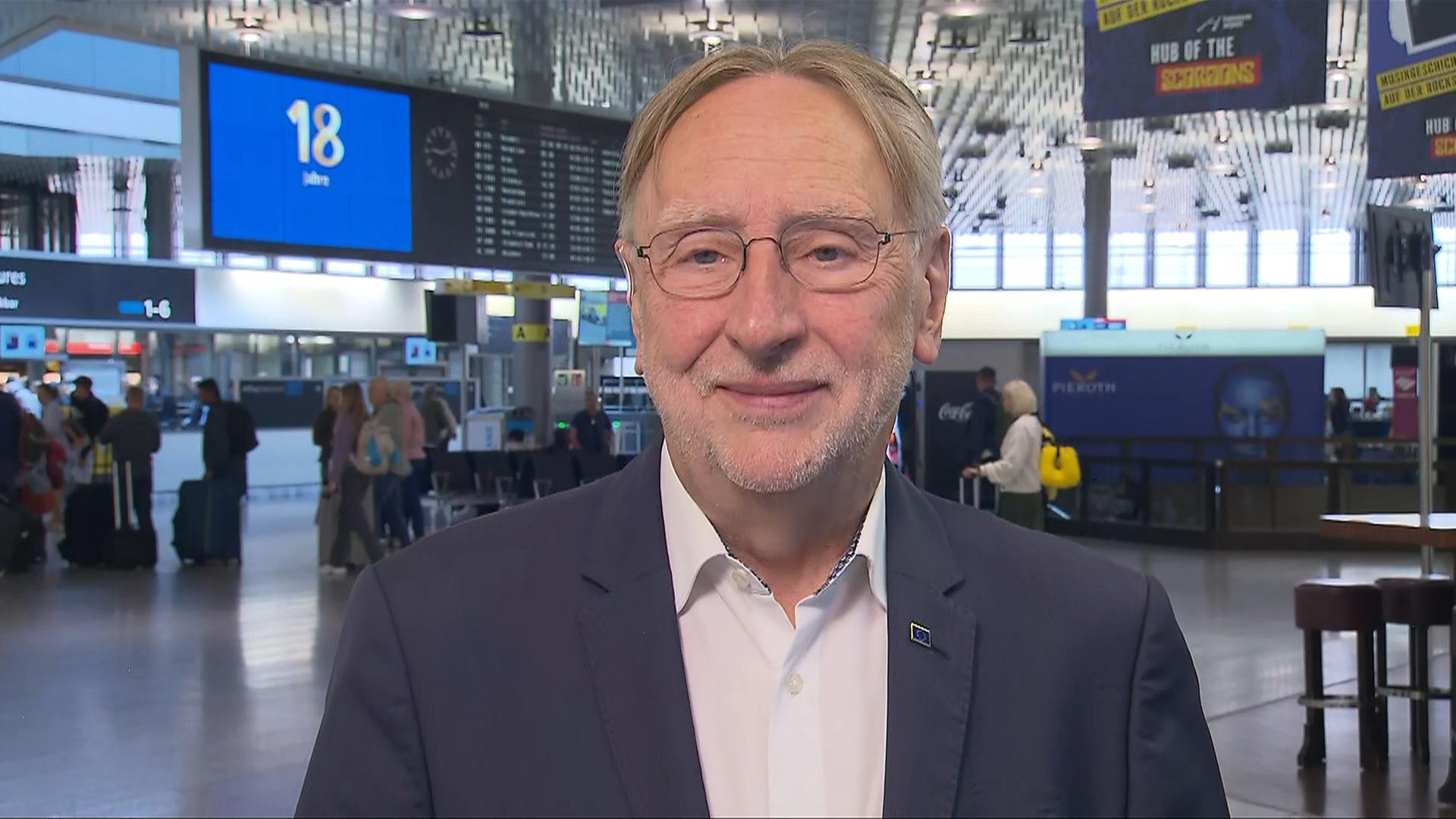 phoenix tagesgespräch mit Bernd Lange zum GB-Regierungswechsel