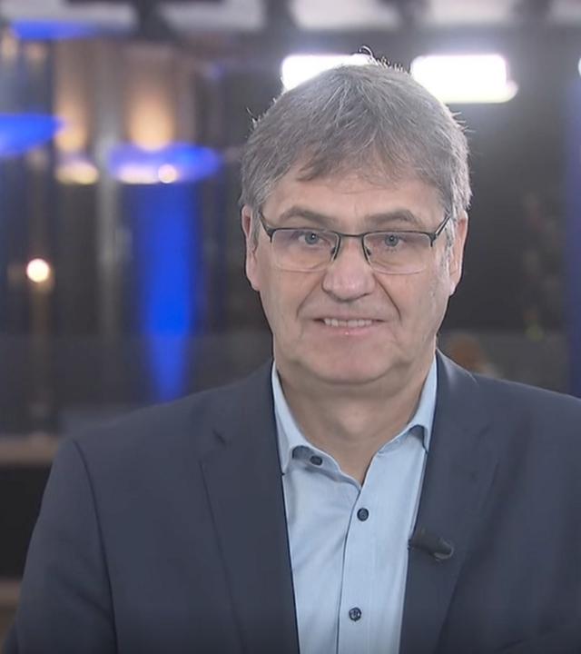 phoenix tagesgespräch mit Peter Liese (CDU, Umweltpolitischer Sprecher der EVP-Fraktion) zum Treffen der EU-Umweltminister