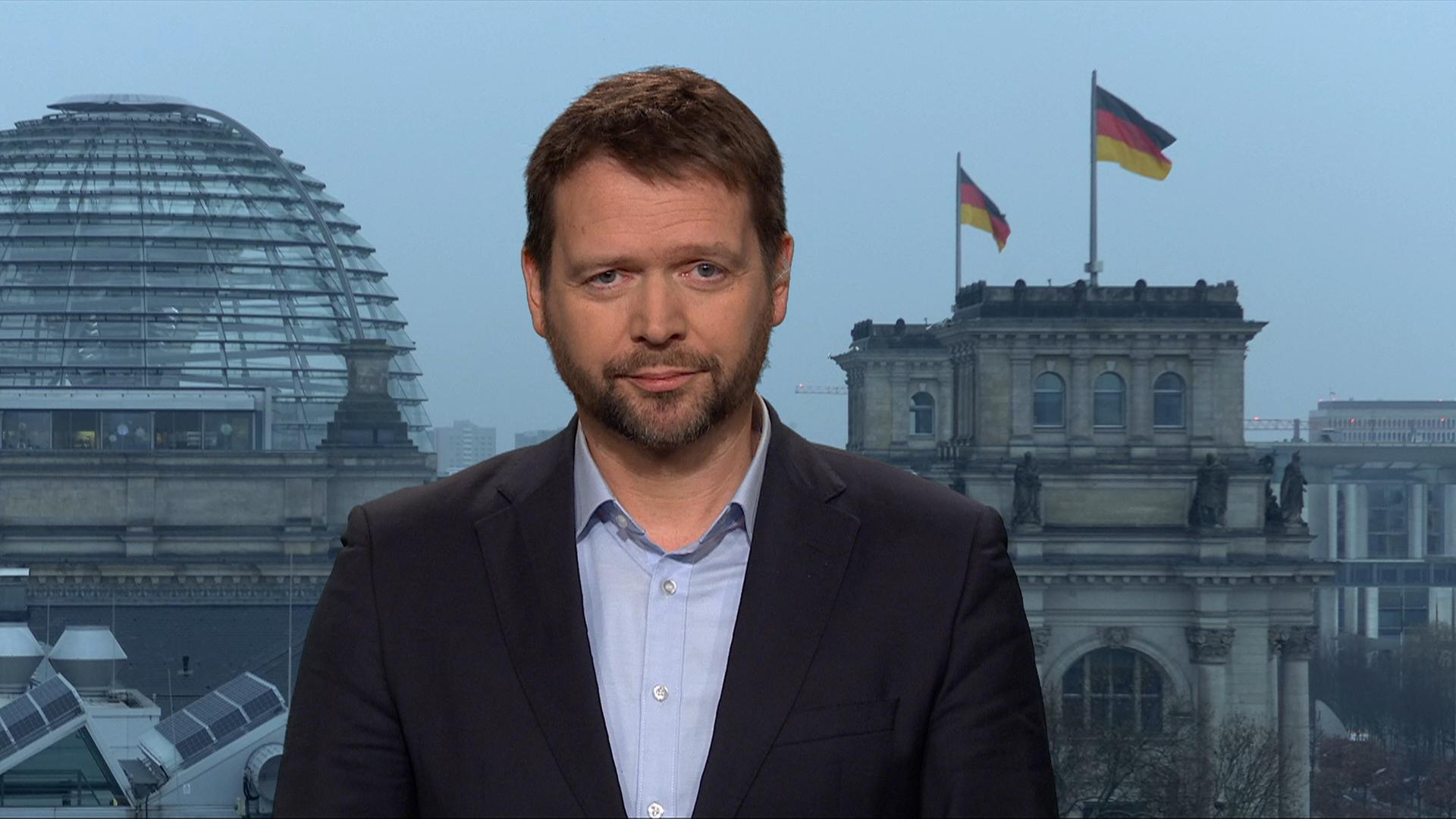 phoenix tagesgespräch mit Tobias Hauschild