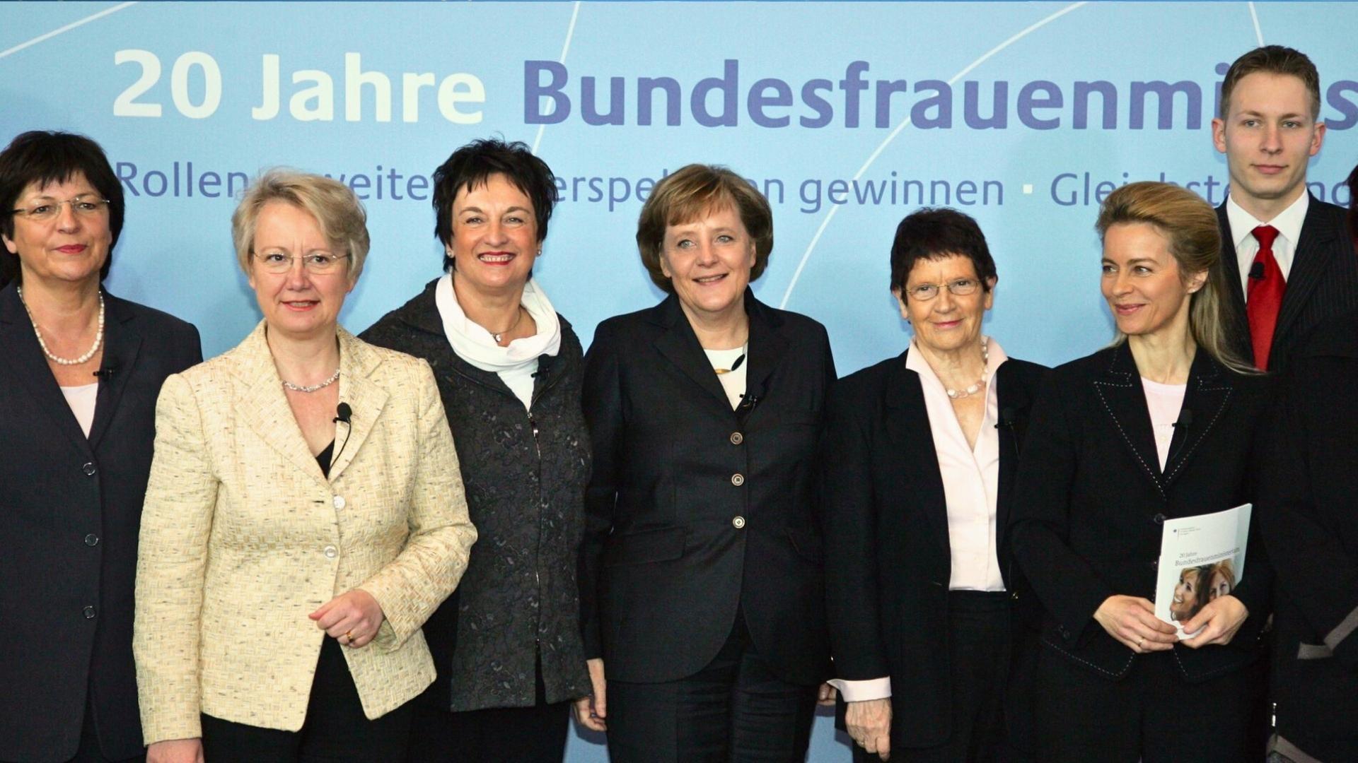 Podiumsdiskussion 20 Jahre Frauenministerium