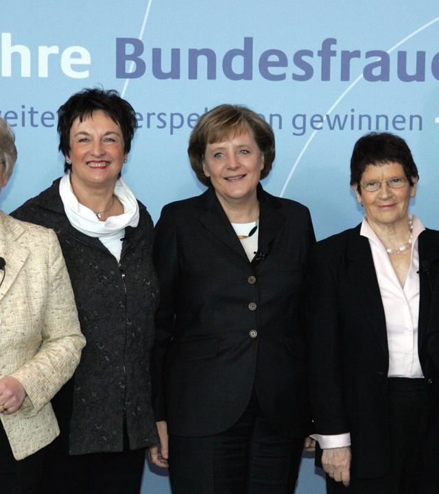 Podiumsdiskussion 20 Jahre Frauenministerium