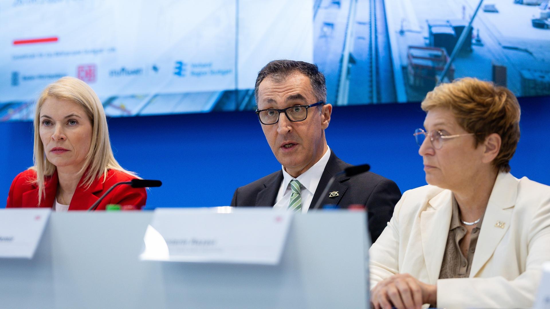 Pressekonferenz anlässlich der Sitzung des Lenkungskreis Stuttgart 21
