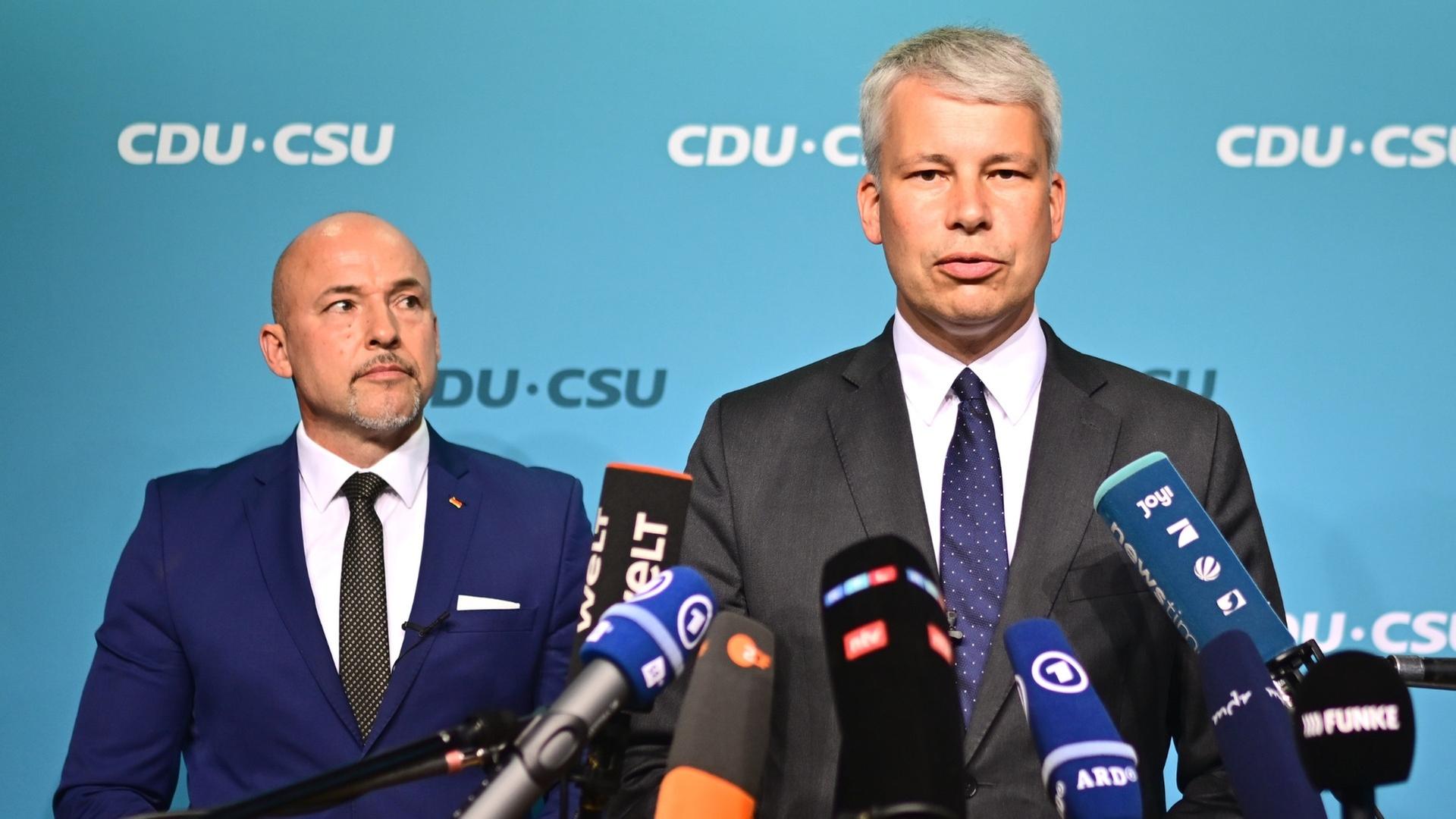 Pressekonferenz zum Wechsel an Unionsspitze