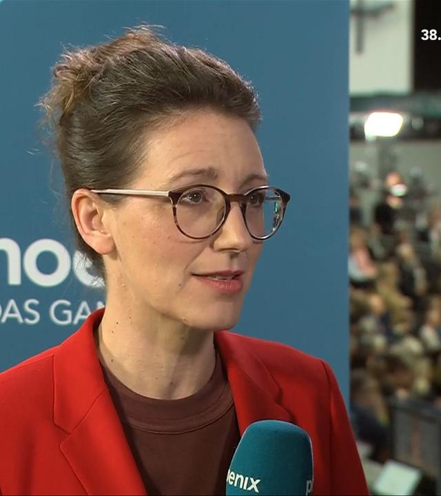 Prof. Jasmin Riedl zu Merz: "Ansehen nach außen strahlt nicht nach innen"