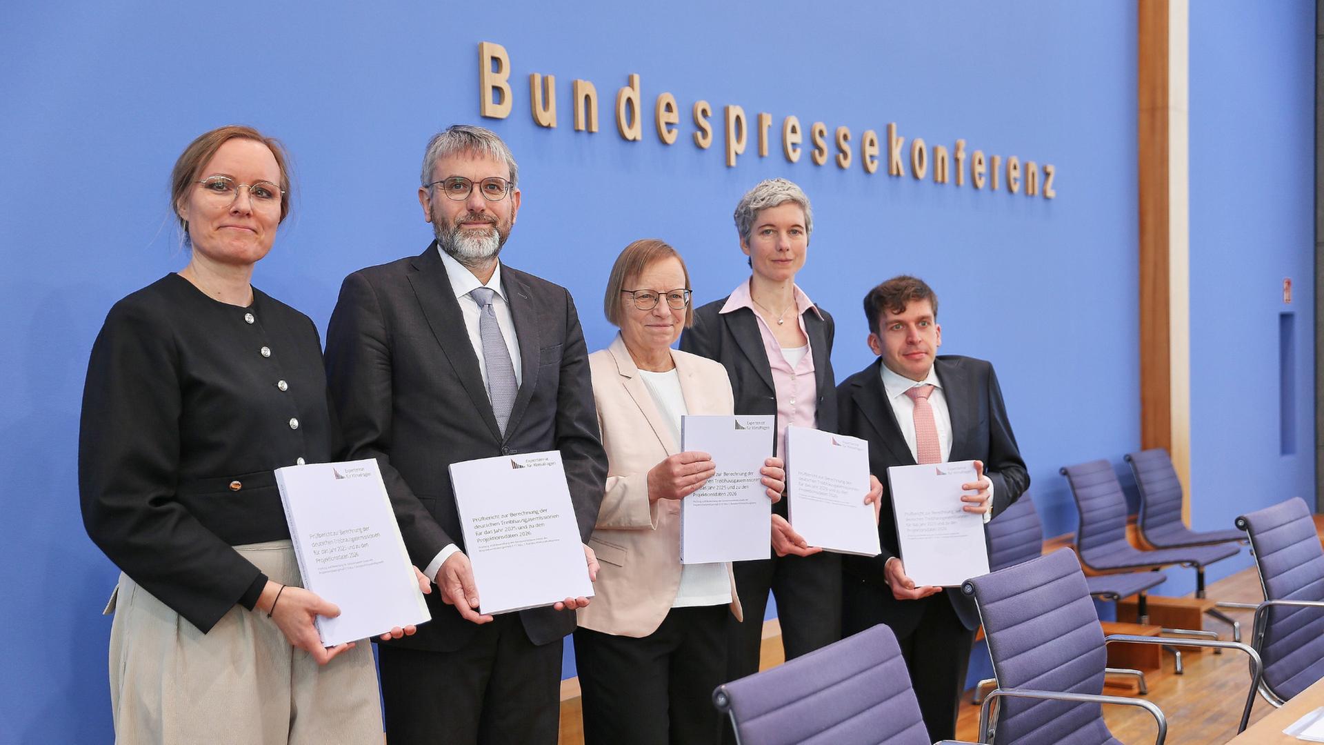 Prüfbericht: Treibhausgasemissionen sinken zu langsam