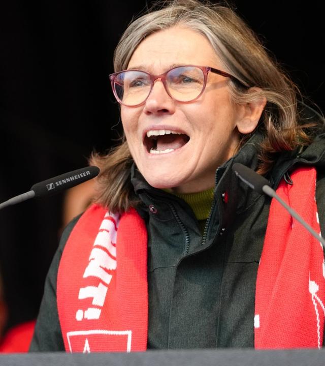 Reden bei VW-Kundgebung