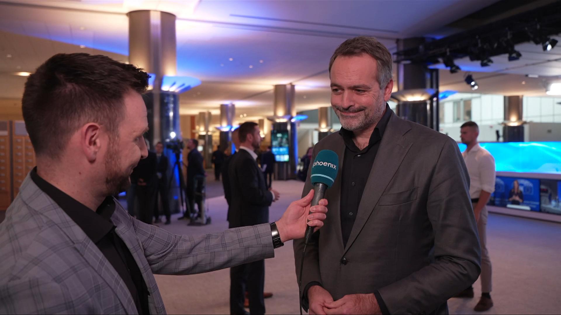 Repasi: "Schwarzer Tag für die europäische Demokratie"