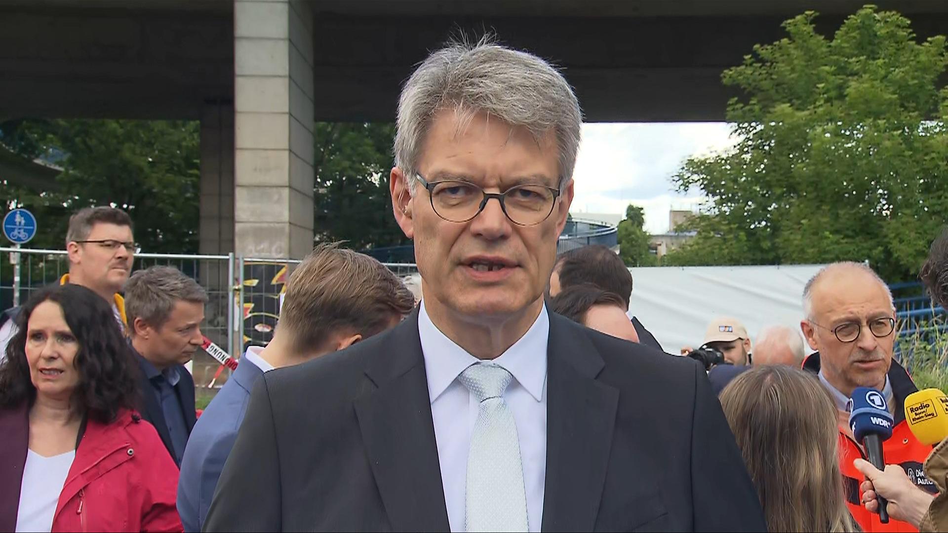 Schnieder: Brücke hat für Bundesregierung höchste Priorität