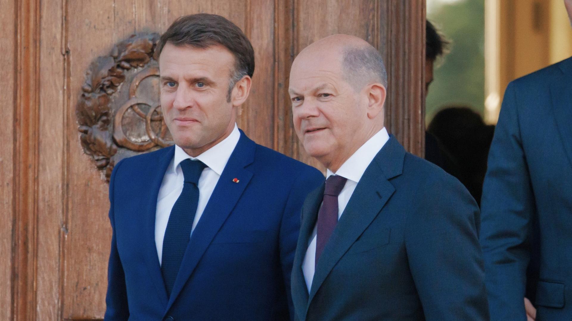 Scholz und Macron nach Ministerrat