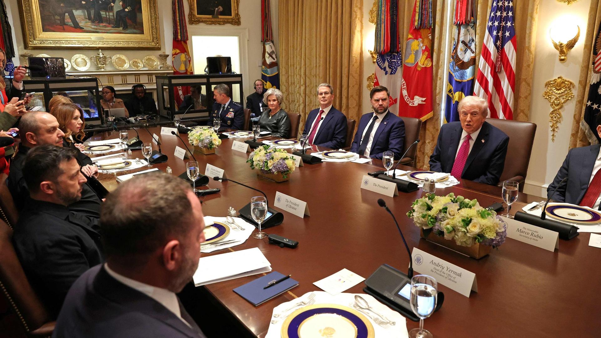 Selenskyj im Weißen Haus: Gespräch im Arbeitszimmer