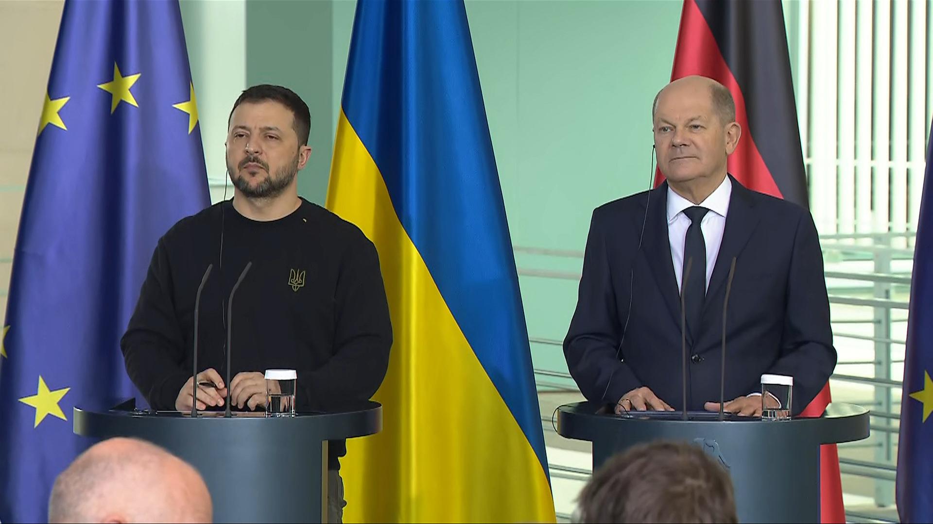 Selenskyj trifft Scholz in Berlin