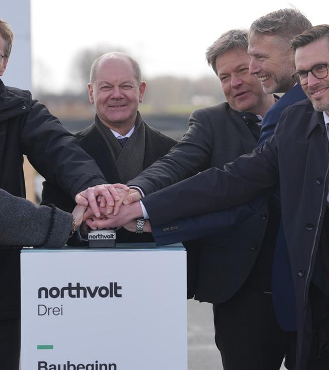 Spatenstich Batteriezellenfabrik in Heide