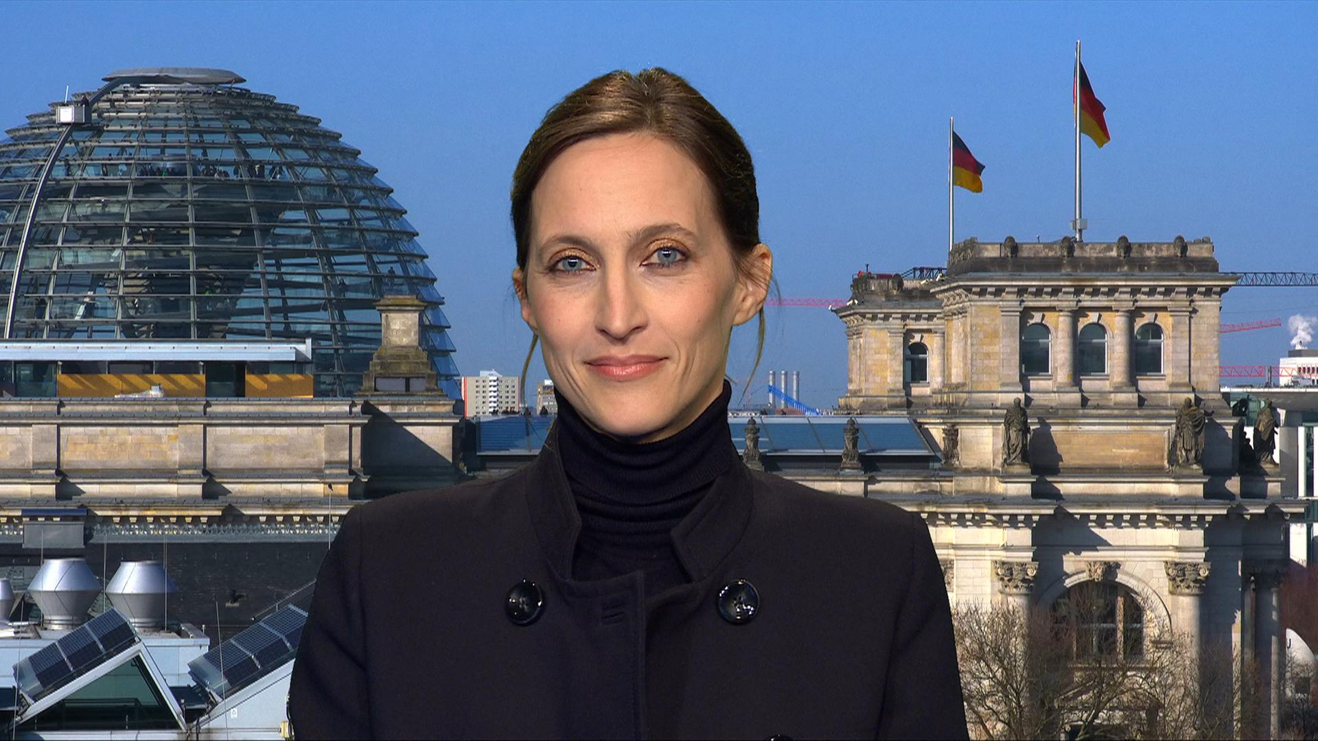 Spritpreise: Regierung will "politische Handlungsfähigkeit zeigen