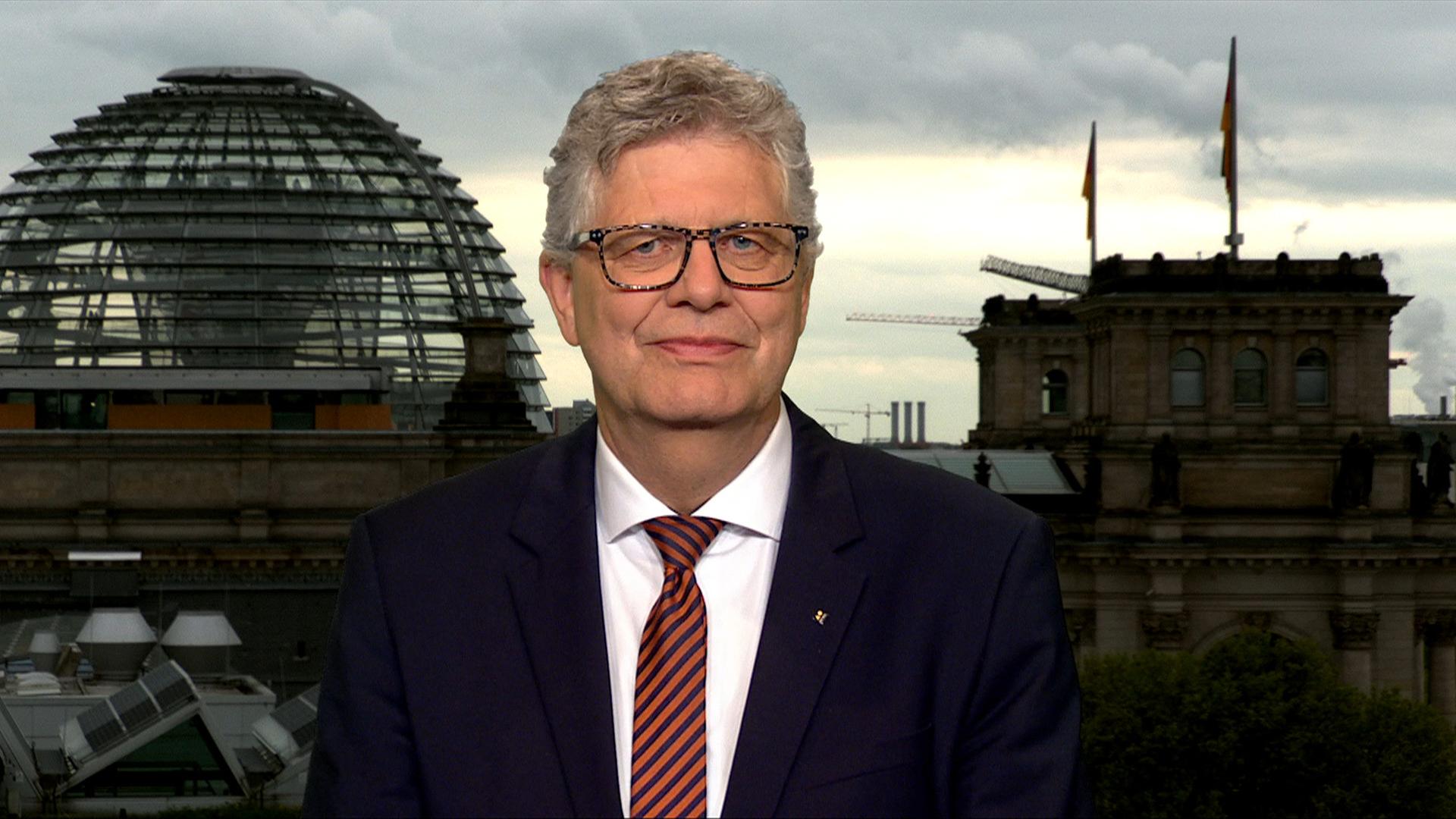 Steuerschätzung: Noch "zu hohe Bürokratiekosten für die Wirtschaft"