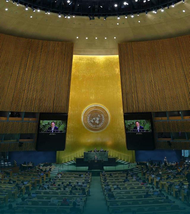 Stunde der Diplomatie – Wie umgehen mit Autokraten?