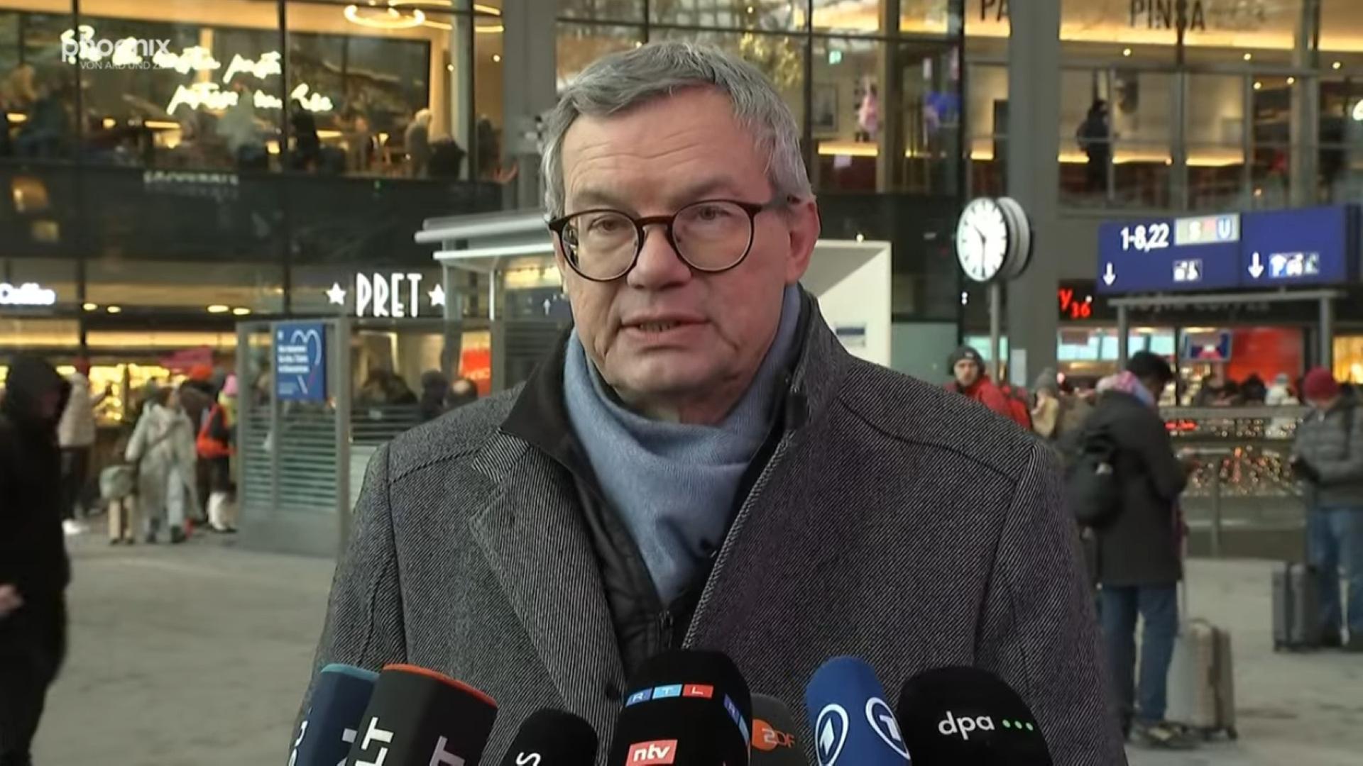 Tief 'Elli:' Bahn stellt Fernverkehr im Norden ein