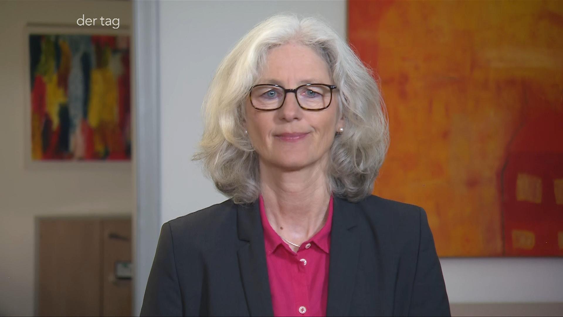 Trendbarometer: Asyl, Wirtschaft und die Bundeswehr sind die wichtigsten Themen