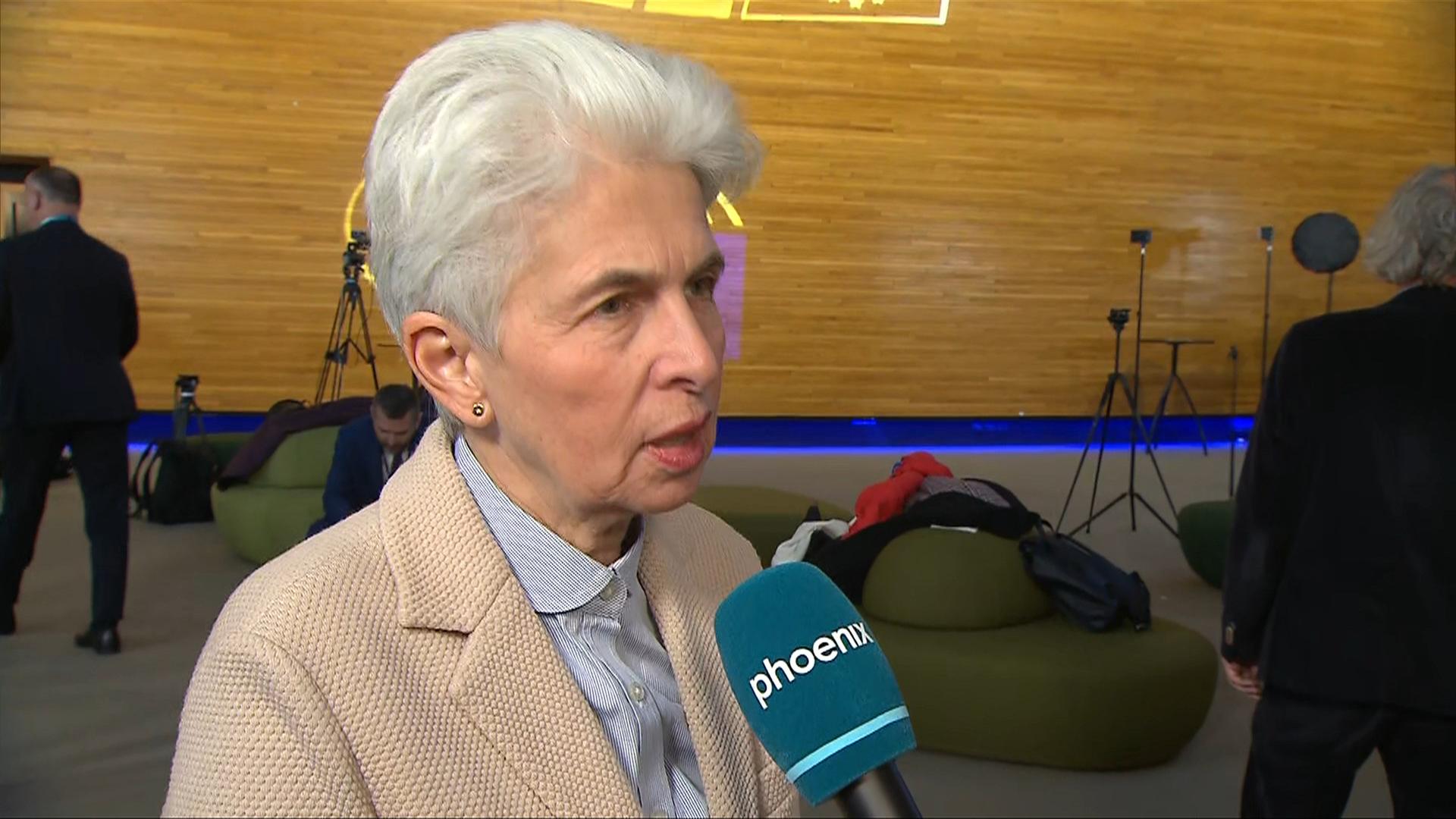 Trumps Zolldrohungen: Interview mit Marie-Agnes Strack-Zimmermann