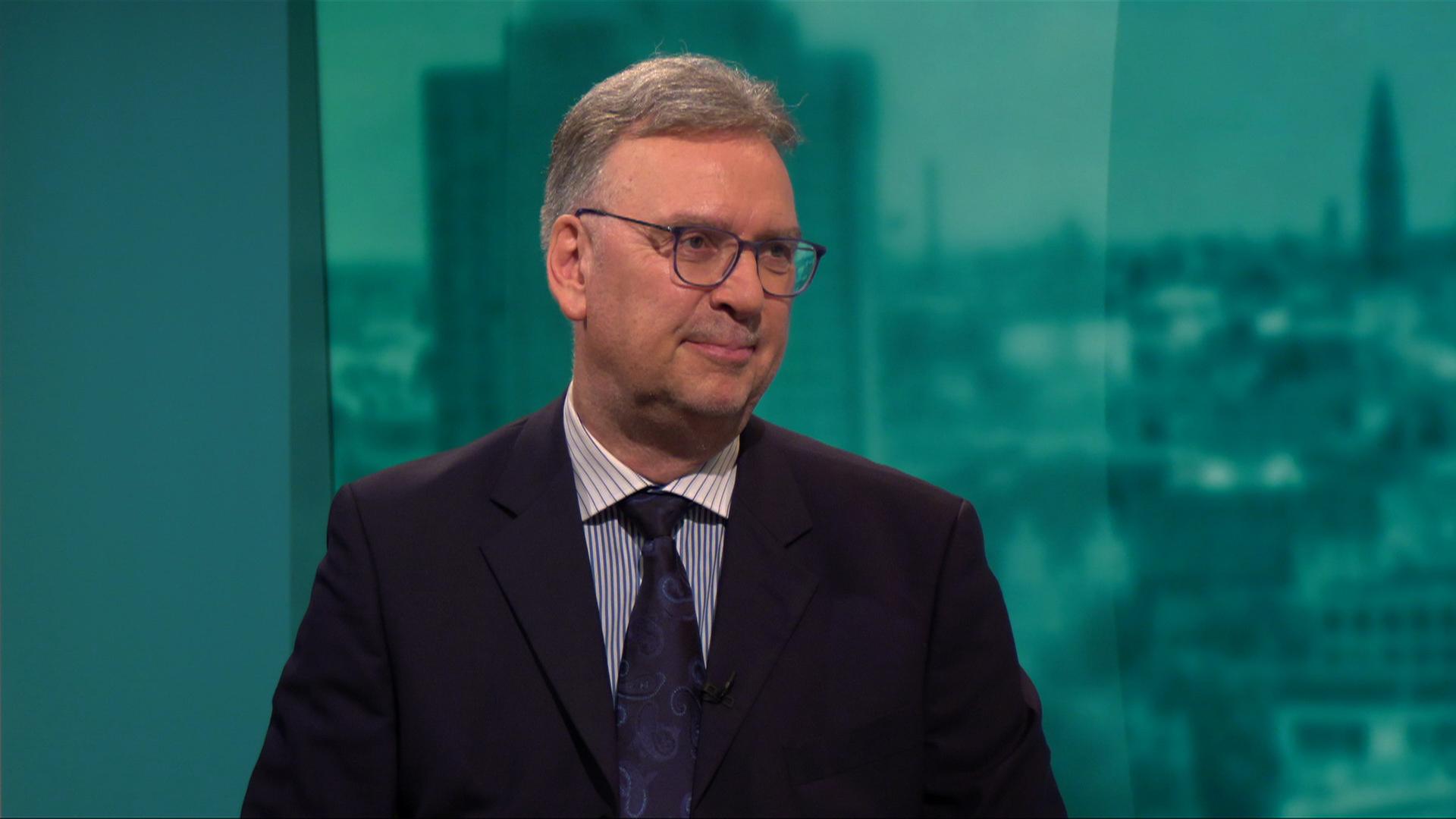 Umbach: "Wir behindern Verteidigung der Ukraine"