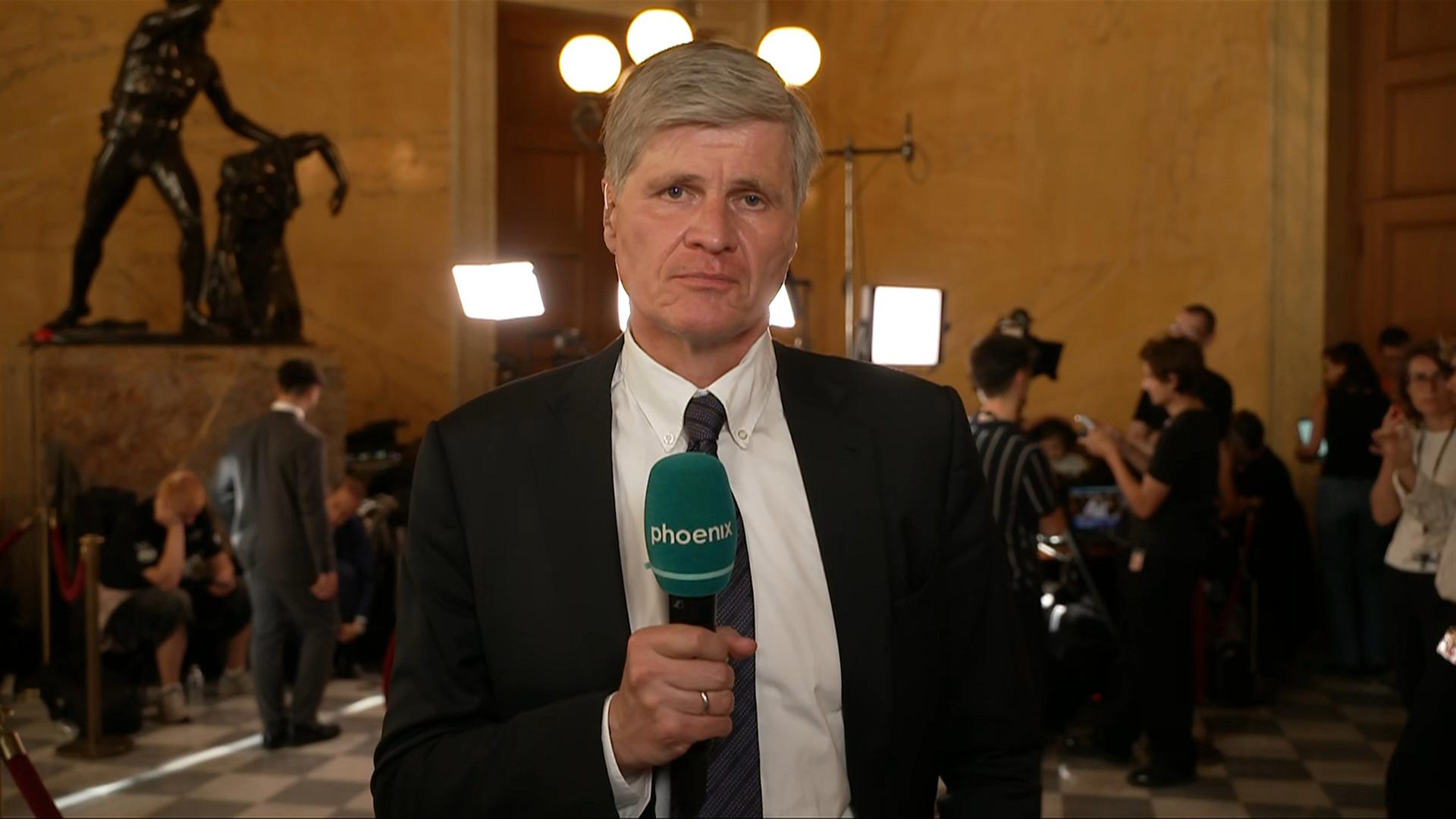 Vertrauensfrage in Paris: "Bisher deutet sich kein Ausweg an"