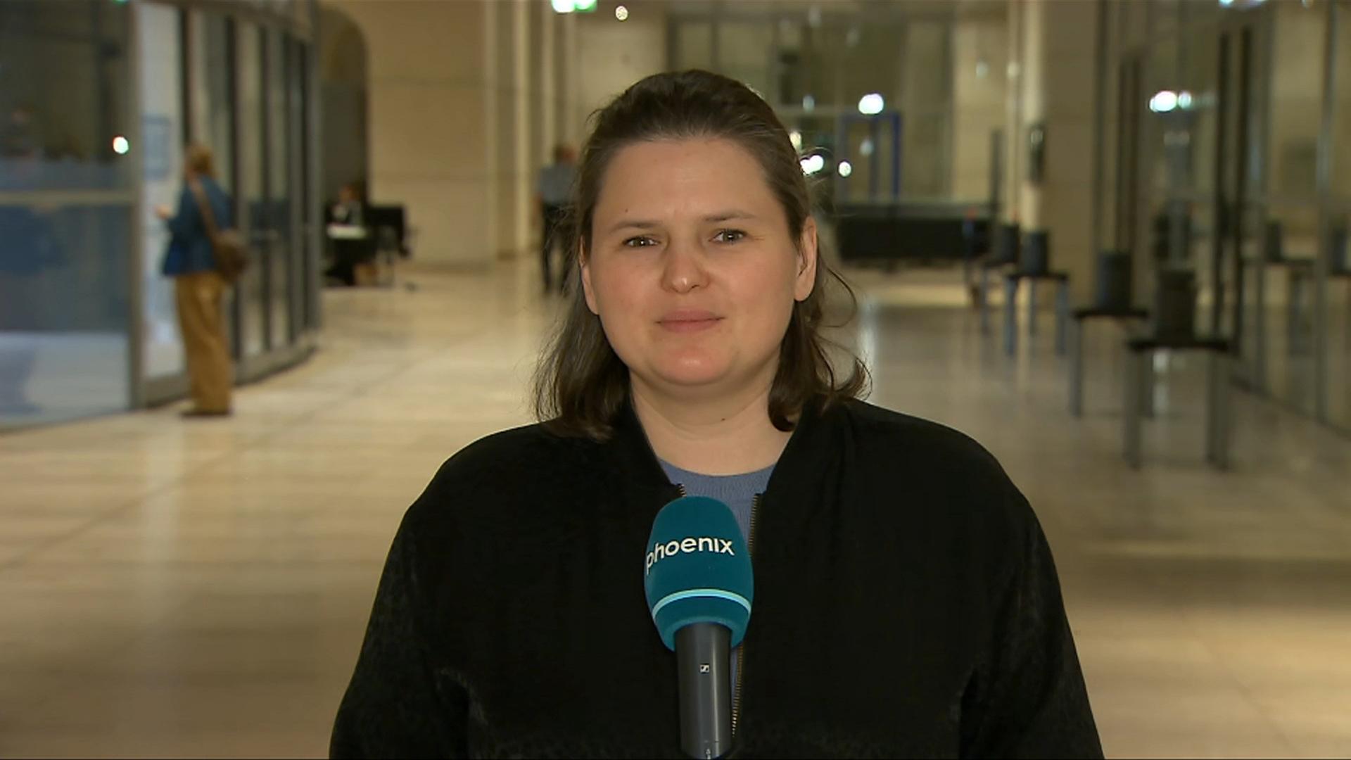 Wehrdienstgesetz: "Erst wehrhaft, wenn alle Geschlechter und Jahrgänge miteinbezogen"