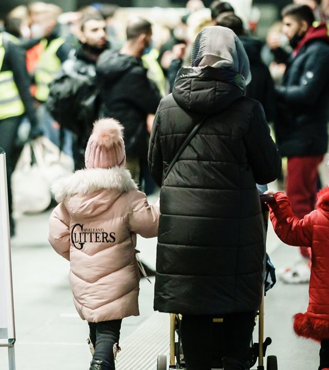 Zwischen Sicherheit und Sorge - Ukrainer in Deutschland