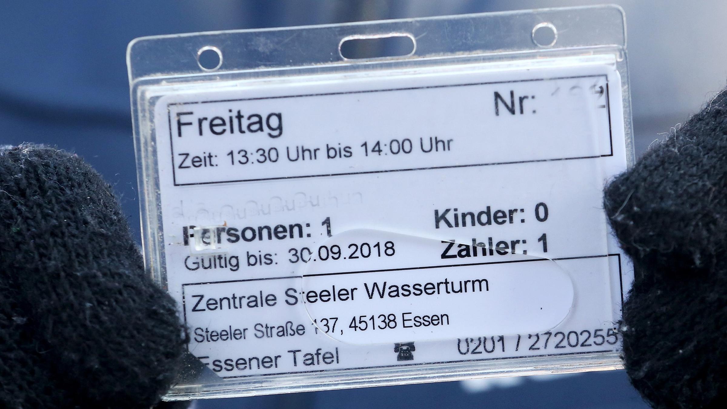 Nach Kritik An Aufnahmestopp Tafel Krisensitzung In Essen Zdfheute