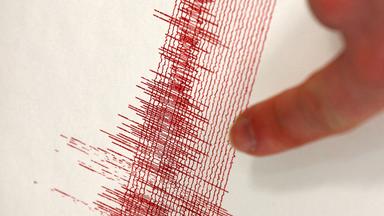 Aufzeichnung eines Seismographen. Archivbild