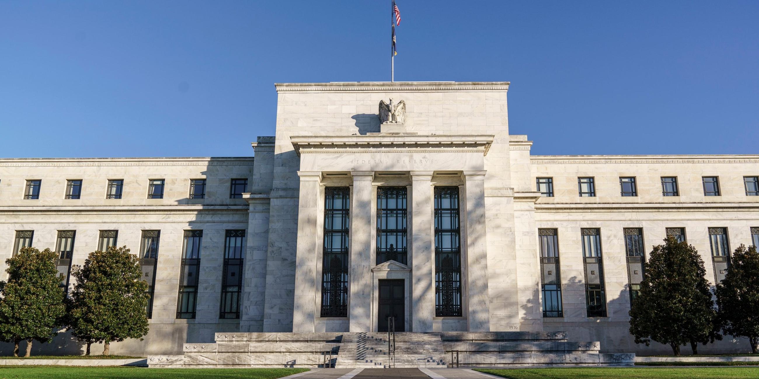 Außenansicht von der US-Notenbank Federal Reserve. Symbol