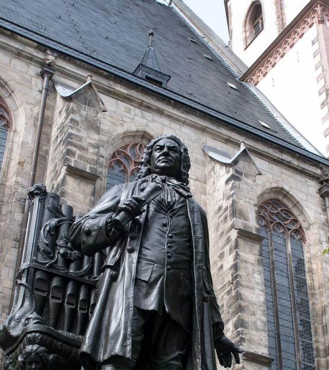 Bach-Statue vor der Thomaskirche. Symbolbild
