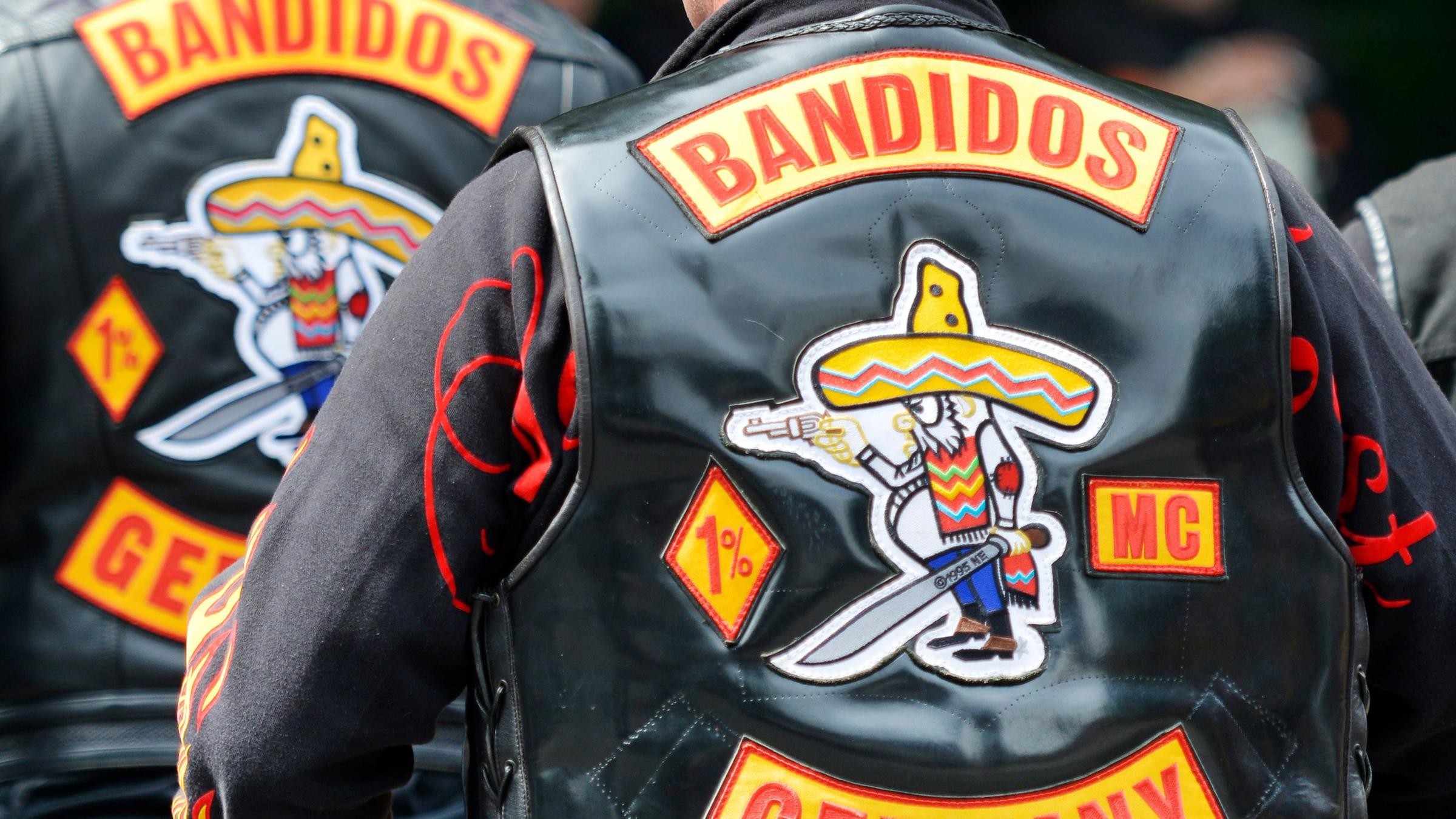 Bandidos-Rocker tragen Kutten. Symbolbild