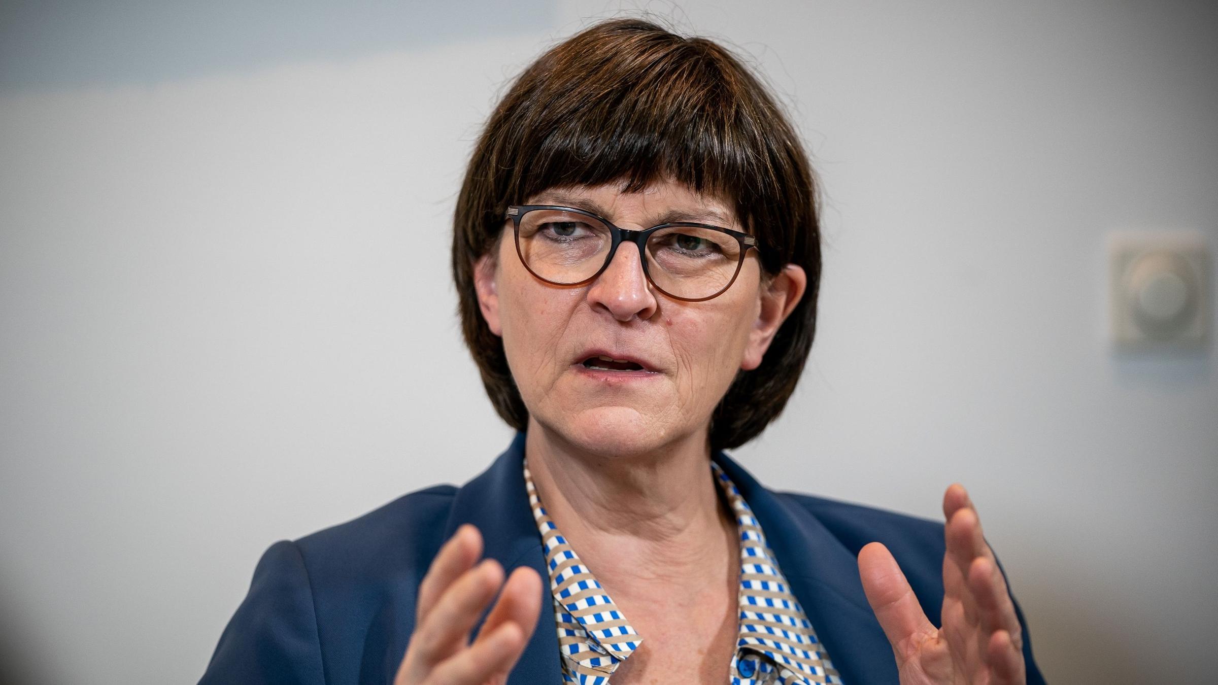 Bundesvorsitzende der SPD Saskia Esken. Archivbild