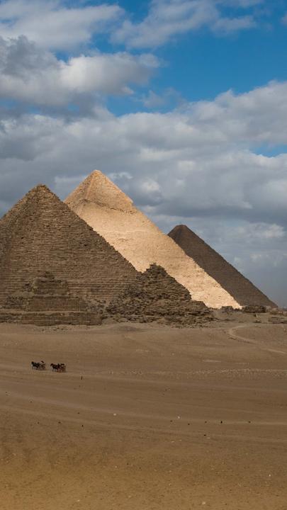 Die Pyramiden von Gizeh. Archivbild