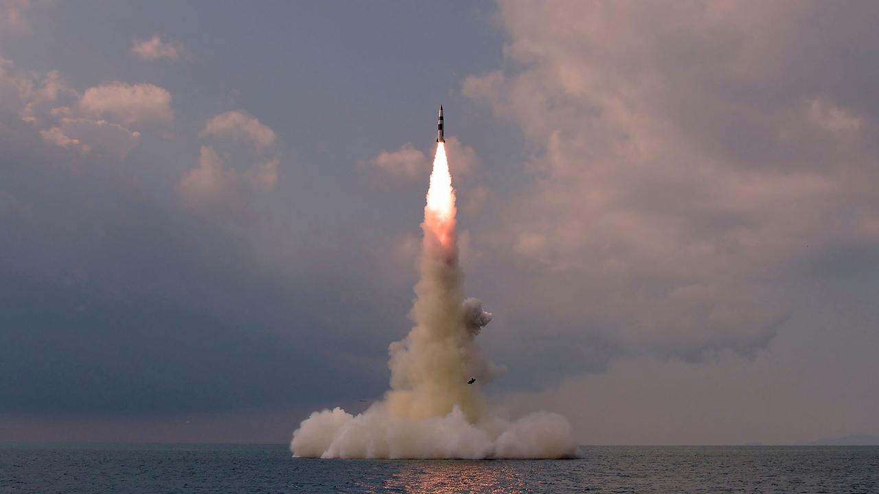 Kim Jon Un lässt offenbar Rakete abfeuern