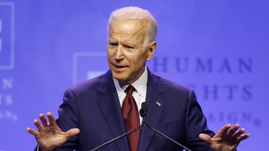 Joe Biden führt das demokratische Bewerberfeld in Umfragen an.