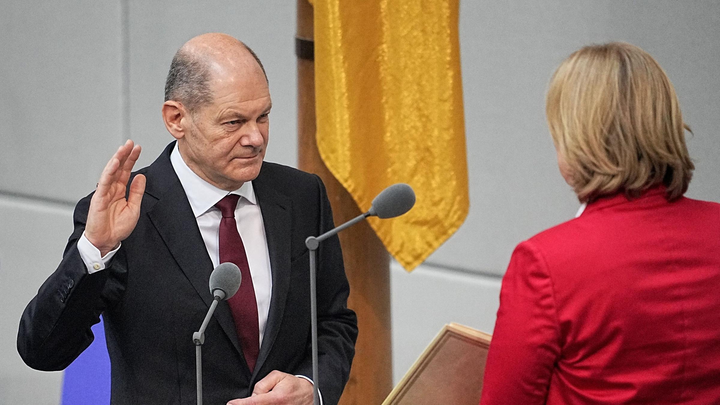 Olaf Scholz (SPD) bei der Vereidigung zum Bundeskanzler.