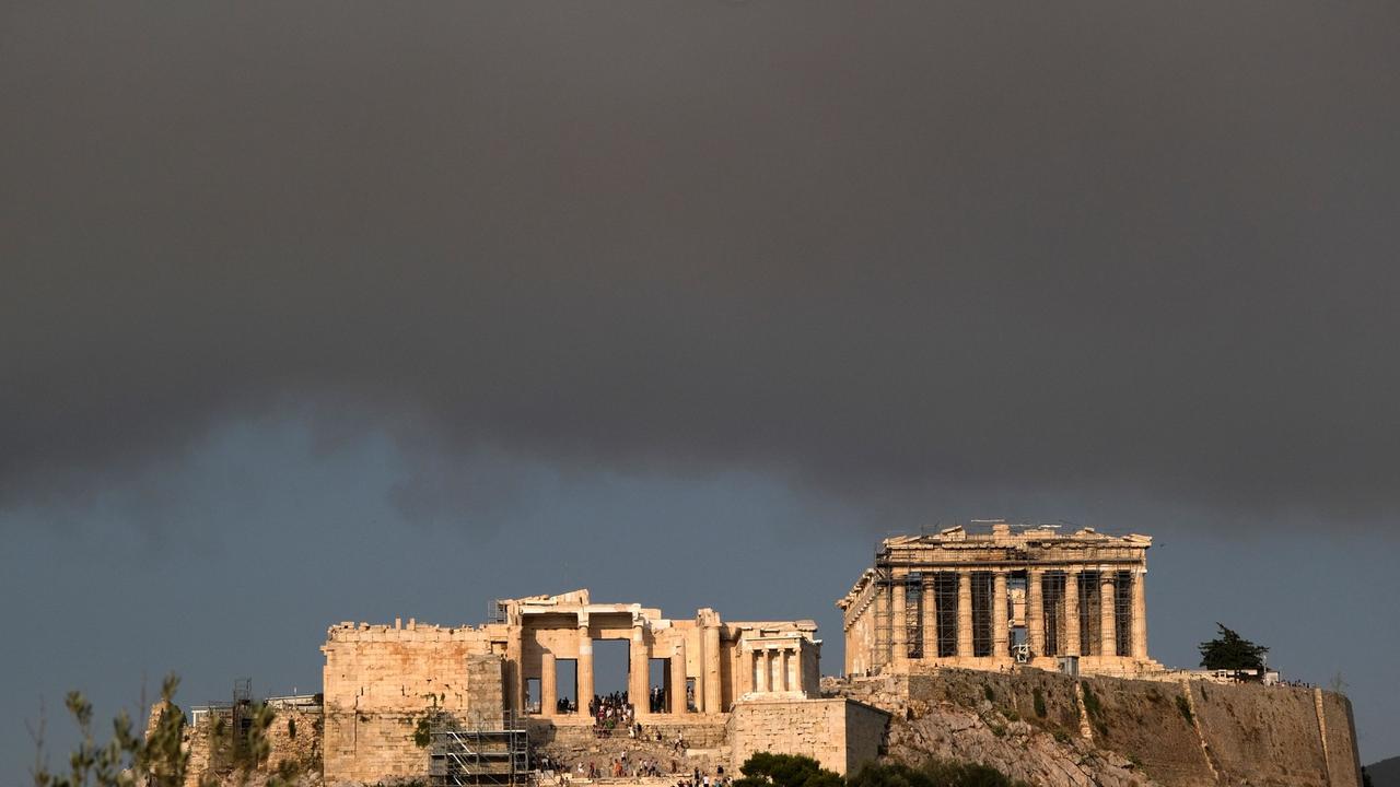 "Albtraumbrand" in Athens Vororten