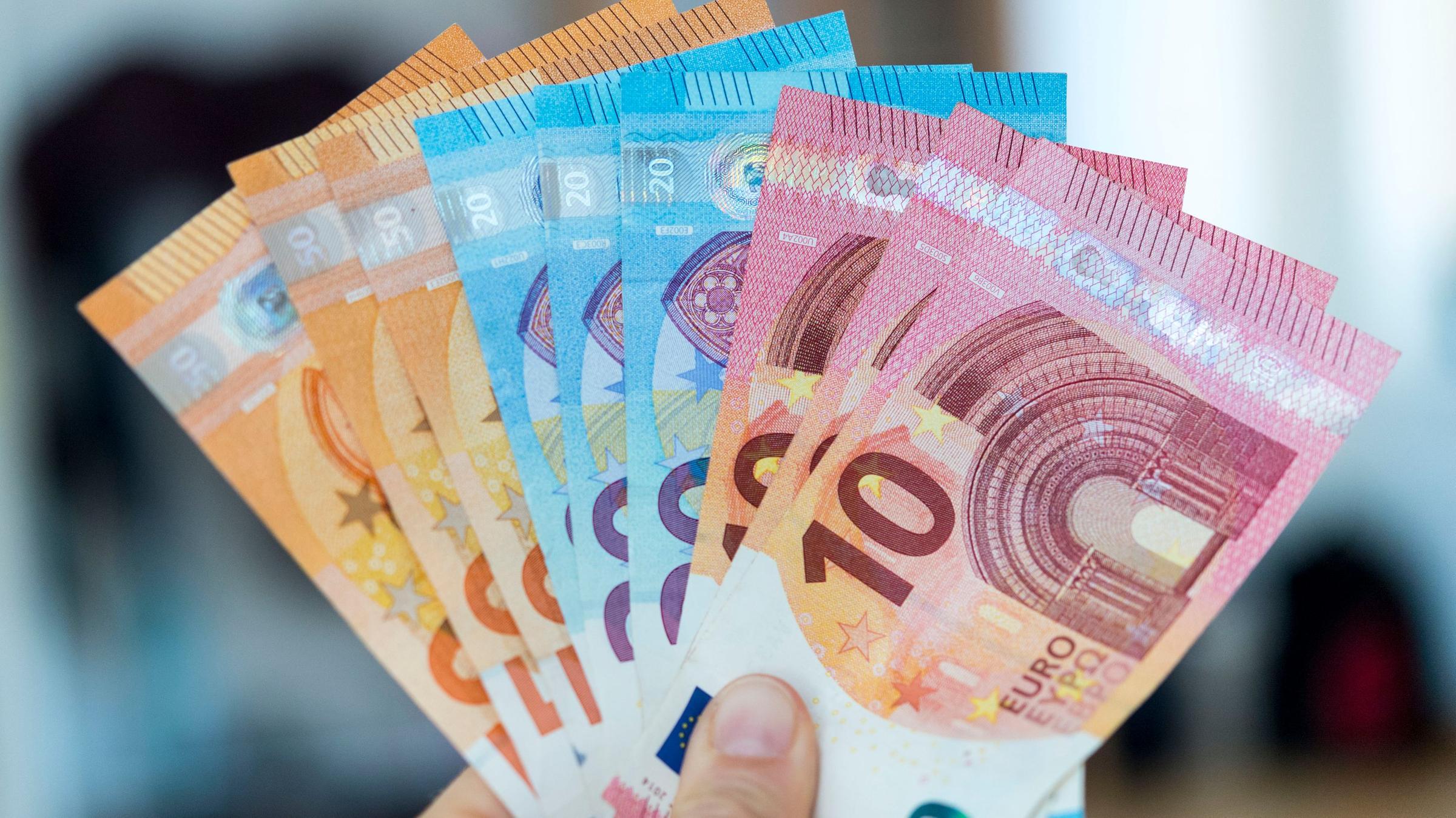 Plane Fur 2021 Kabinett Will Haushalt Absegnen Zdfheute