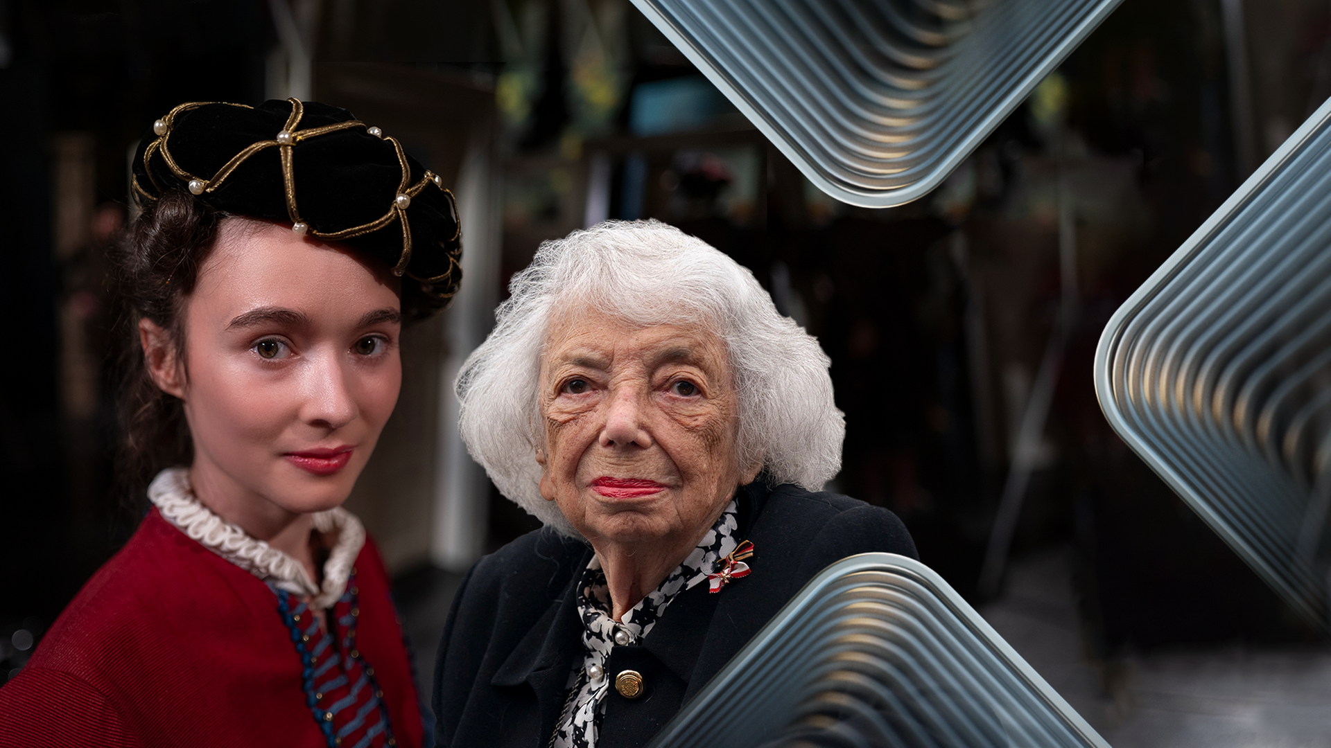 Schauspielerin Julia Anna Grob in ihrer Rolle als junge Margot Friedländer neben der realen Person Margot Friedländer