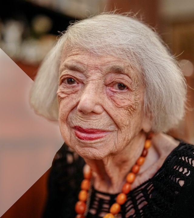 Margot Friedländer in ihrer Wohnung, Januar 2025