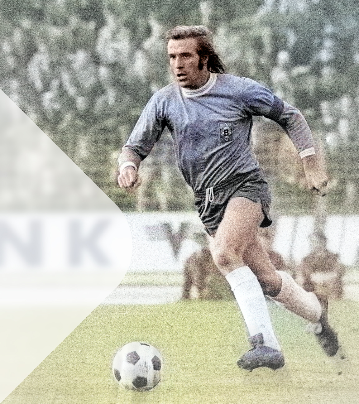 Günter Netzer am Ball, 1970er Jahre. 