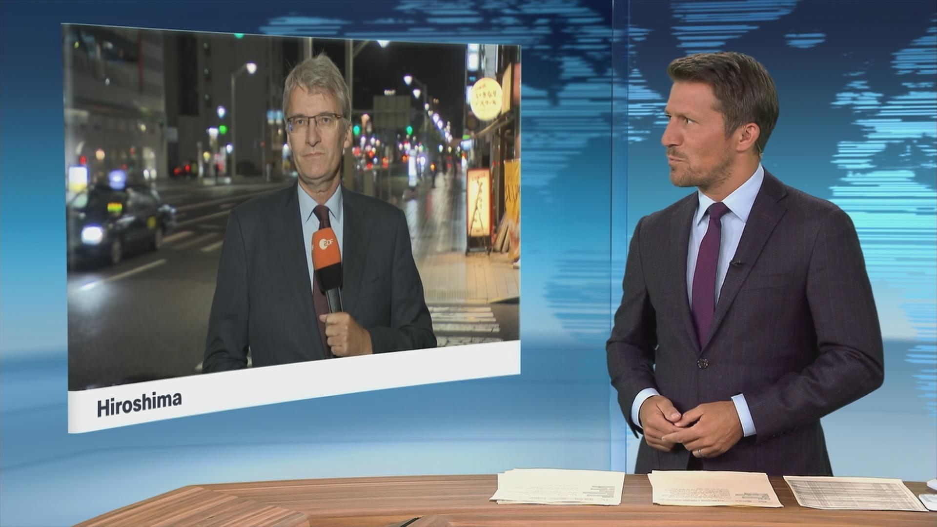 ZDF-Korrespondent Elmar Theveßen im Gespräch mit Christopher Wehrmann.
