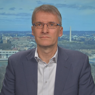 USA-Korrespondent Elmar Theveßen im Gespräch mit ZDFheute live.