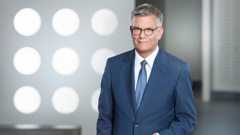 Dr. Thomas Bellut