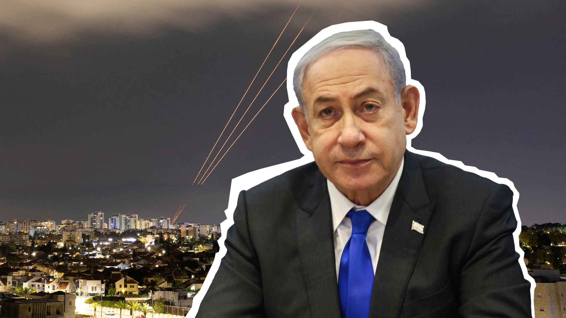Der israelische Ministerpräsident dahinter ein Bild vom israelischen Nachthimmel, an dem Drohnen/Raketen, sowie das Luftabwehrsystem zu erkennen sind