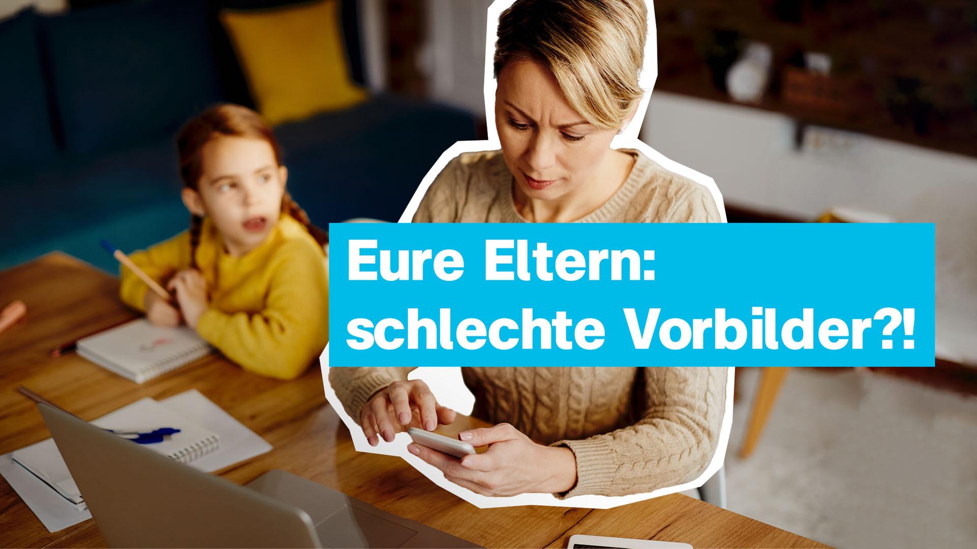 Eltern vor dem Bildschirm