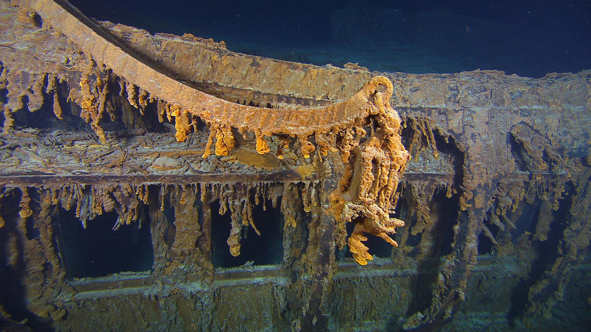 Teile der Titanic unter Wasser