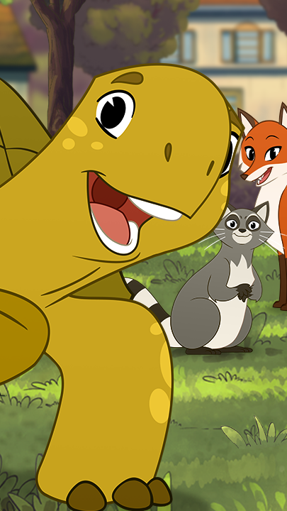 Törtel: Die Schildkröte Törtel grüßt fröhlich den Betrachter, ihr gegenüber sitzt das Wildschwein Grrmpf, in der Mitte hinten sitzen Dachs Palle und Fuchs Wendy auf einer grünen Wiese. Im Hintergrund sind Bäume und ein großes Wohnhaus zu sehen.