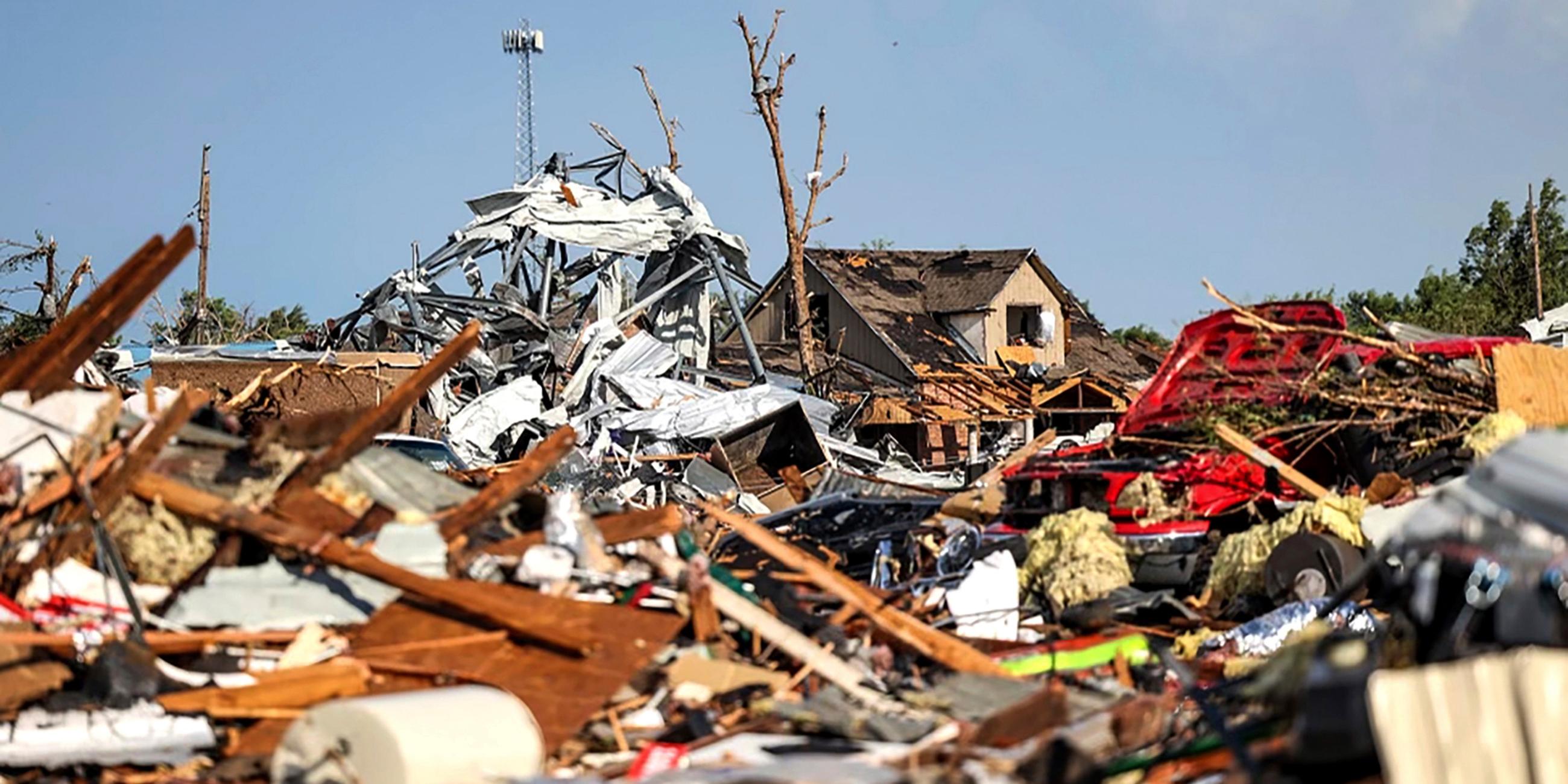 Das Bild zeigt Trümmer in der texanischen Kleinstadt Perryton, in der ein Tornado gewütet hat.