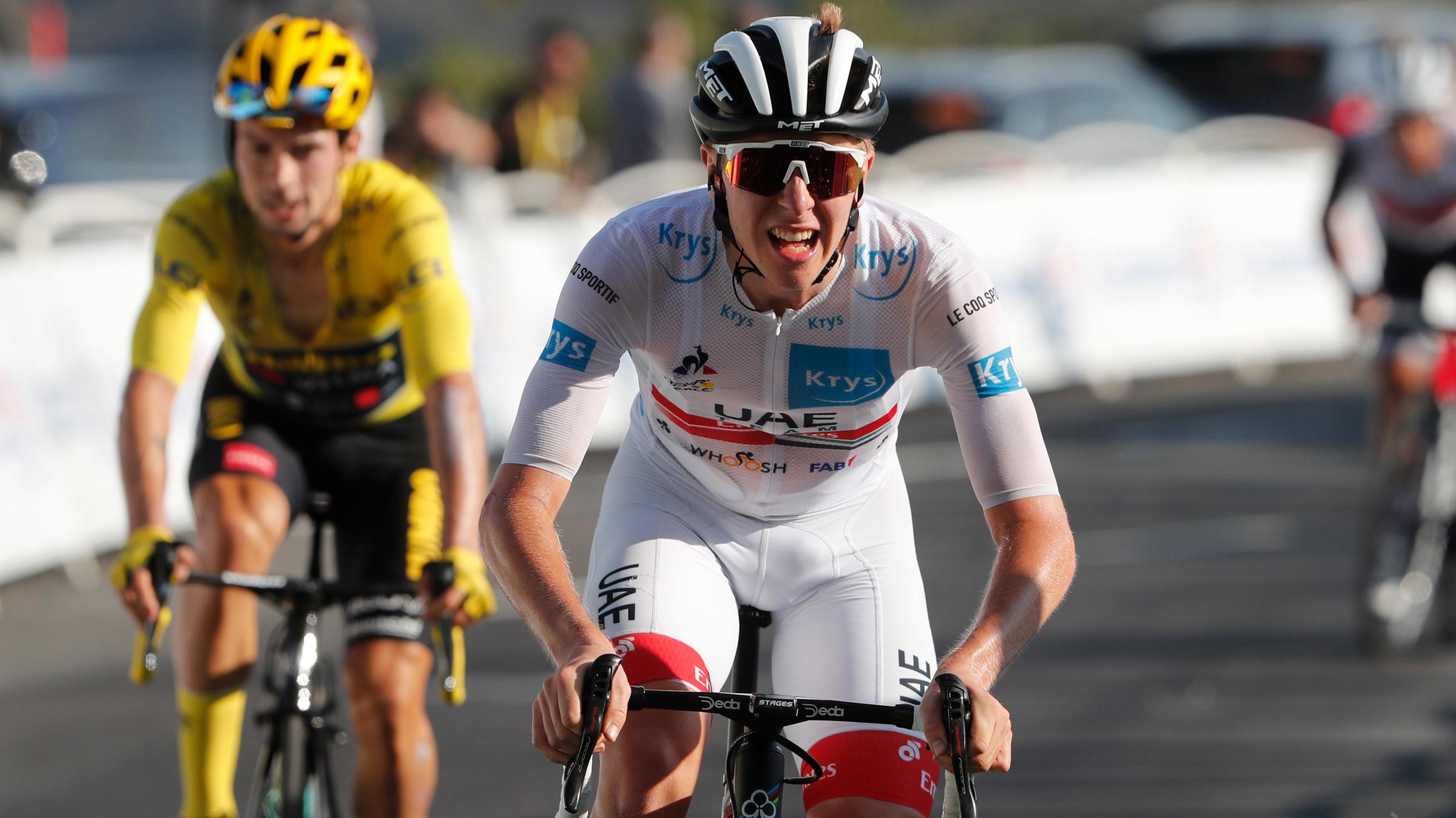 Tadej Pogacar beim der Zieleinfahrt